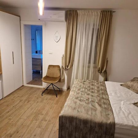 Guesthouse Bepa Split Bagian luar foto