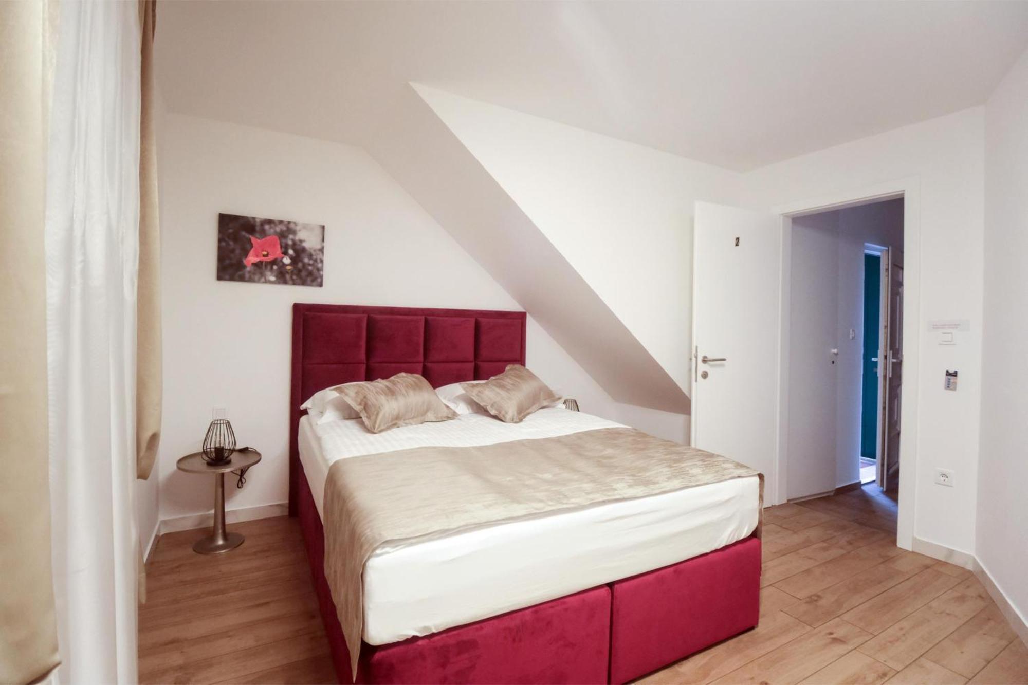 Guesthouse Bepa Split Bagian luar foto