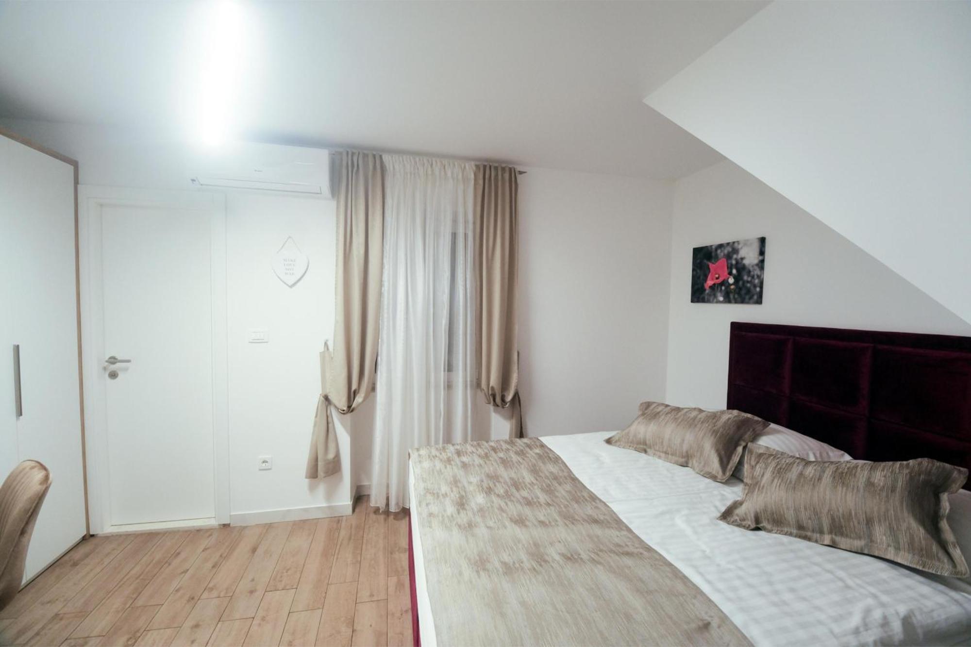 Guesthouse Bepa Split Bagian luar foto